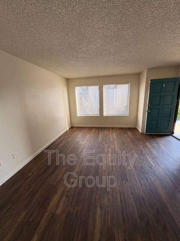 Apartment for rent at 310 1 2 N Park St, Visalia, CA 93291