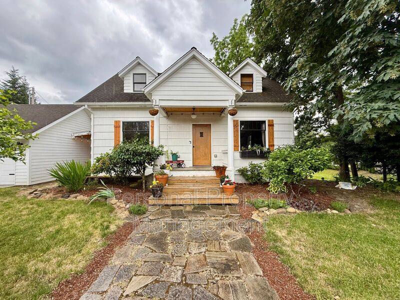 House for rent at 2234 N L St, Washougal, WA 98671