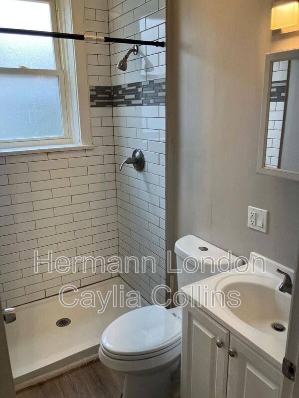 Apartment for rent at 3310 Wyoming St #2E, Saint Louis, MO 63118