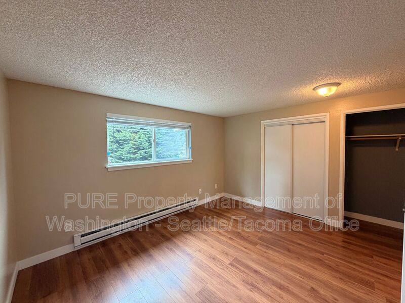 Townhouse for rent at 4351 67th Ave W #A, Tacoma, WA 98466