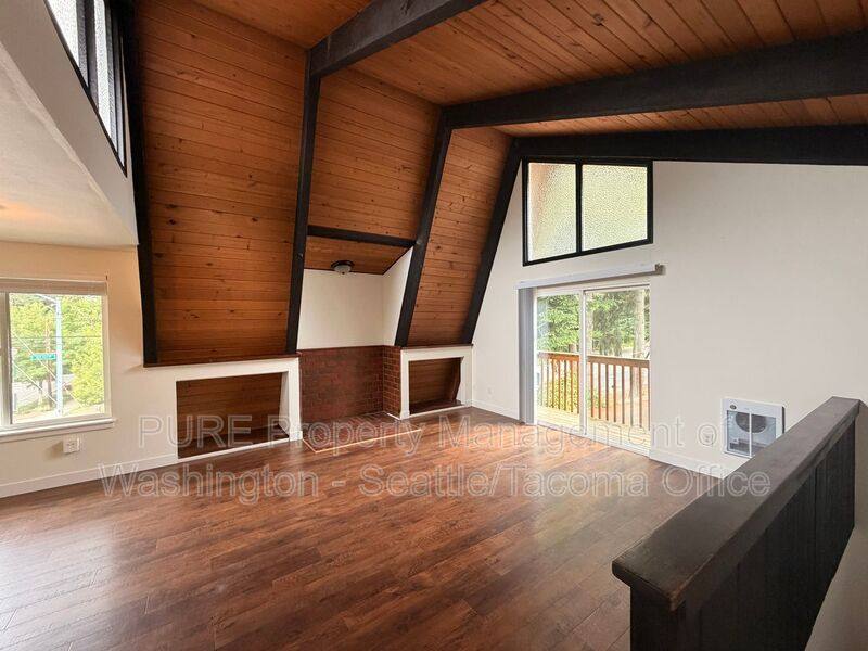 Townhouse for rent at 4351 67th Ave W #A, Tacoma, WA 98466