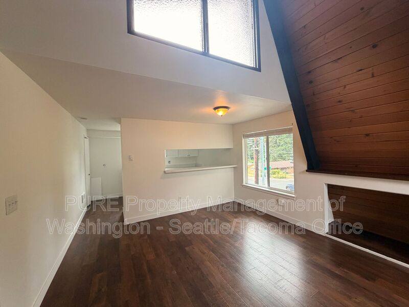 Townhouse for rent at 4351 67th Ave W #A, Tacoma, WA 98466