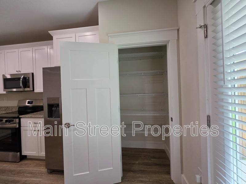 Apartment for rent at 2289 Dog Track Rd #B, Pensacola, FL 32506