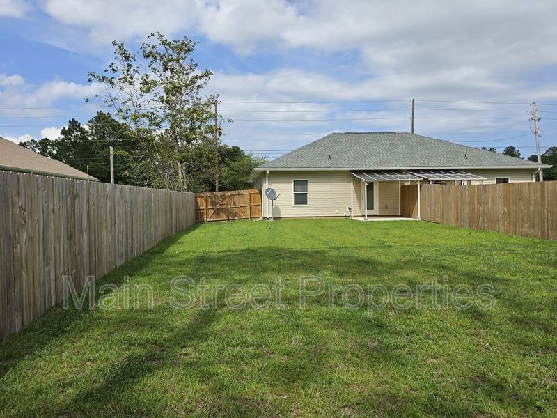 Apartment for rent at 2289 Dog Track Rd #B, Pensacola, FL 32506
