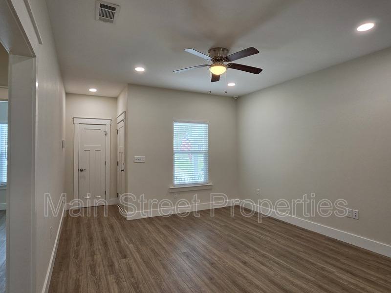 Apartment for rent at 2289 Dog Track Rd #B, Pensacola, FL 32506