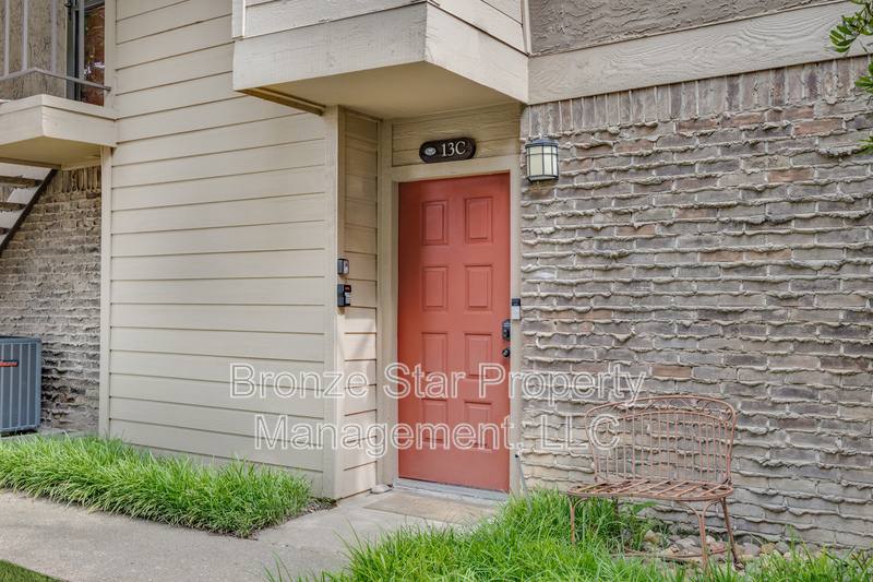 Condo for rent at 5200 Martel Ave #1, Dallas, TX 75206