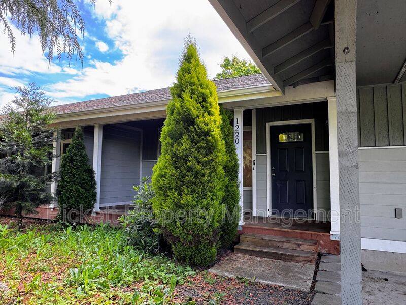 Apartment for rent at 1220 Audrey Ave, Bremerton, WA 98312