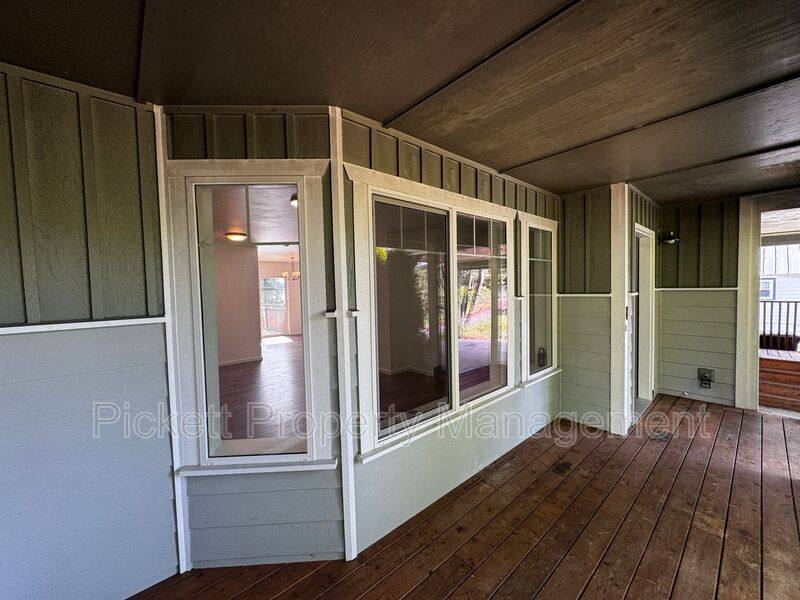 Apartment for rent at 1220 Audrey Ave, Bremerton, WA 98312