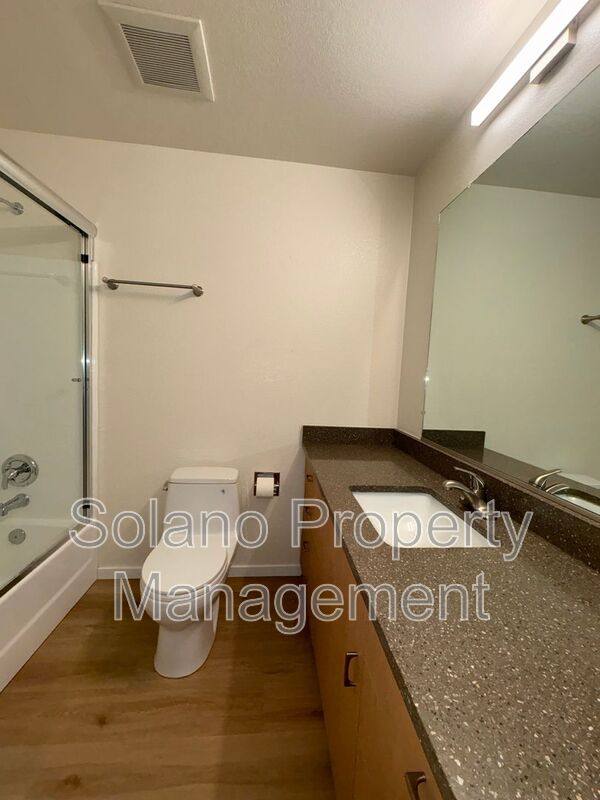 House for rent at 1006 Longspur Dr, Suisun City, CA 94585