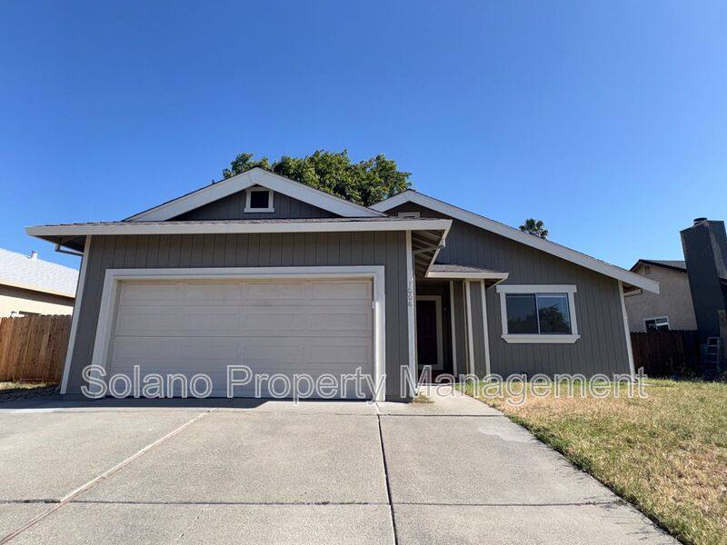 House for rent at 1006 Longspur Dr, Suisun City, CA 94585
