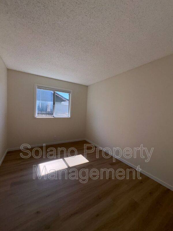 House for rent at 1006 Longspur Dr, Suisun City, CA 94585