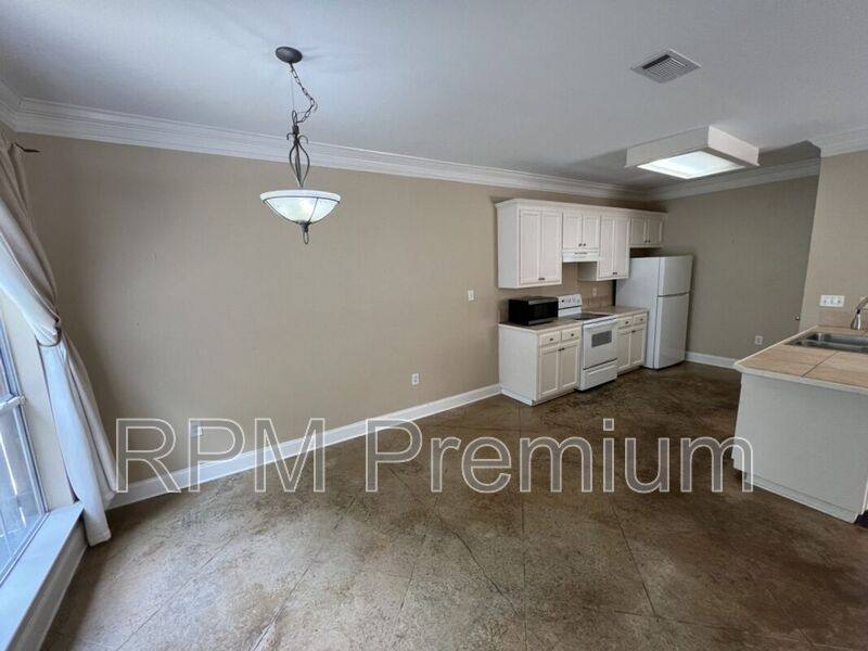 House for rent at 5557 Arialo Dr, Baton Rouge, LA 70820