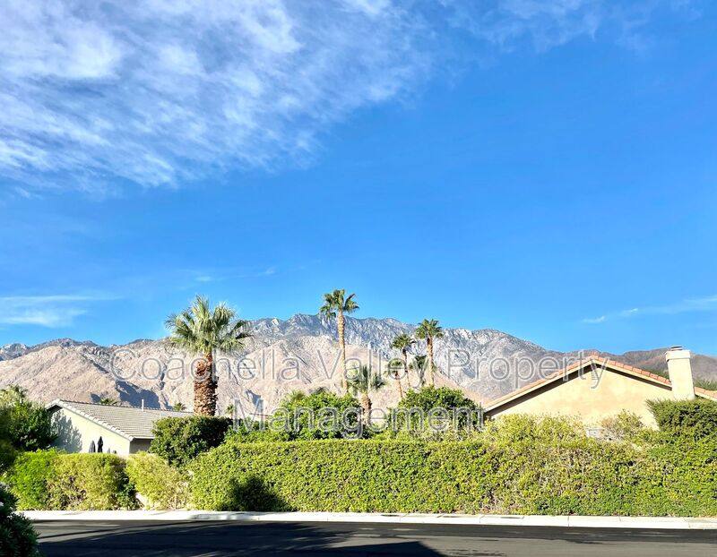 House for rent at 2162 Shannon Way, Palm Springs, CA 92262