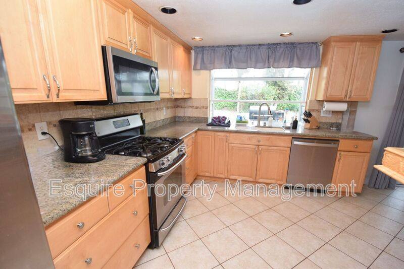House for rent at 9014 McCloud Dr, Ventura, CA 93004