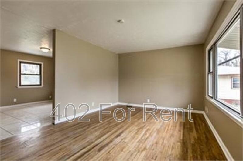 House for rent at 6016 N 47th St, Omaha, NE 68104