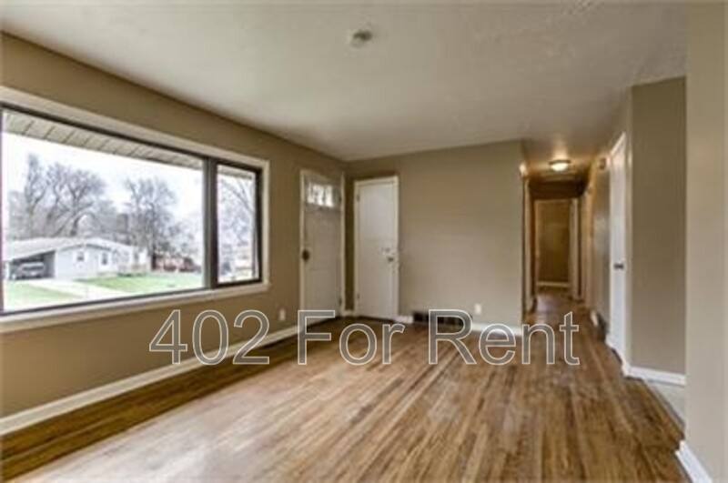 House for rent at 6016 N 47th St, Omaha, NE 68104