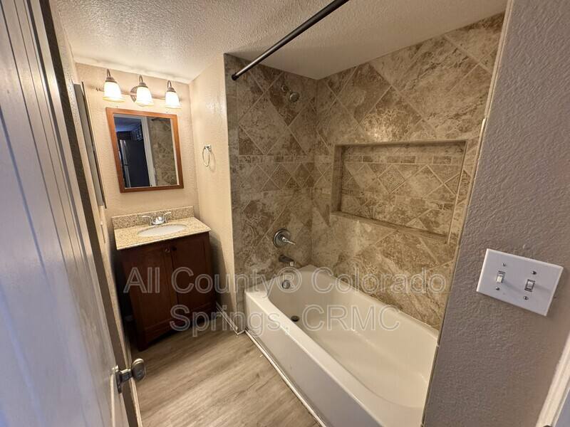 House for rent at 822 S Logan Ave, Colorado Springs, CO 80910