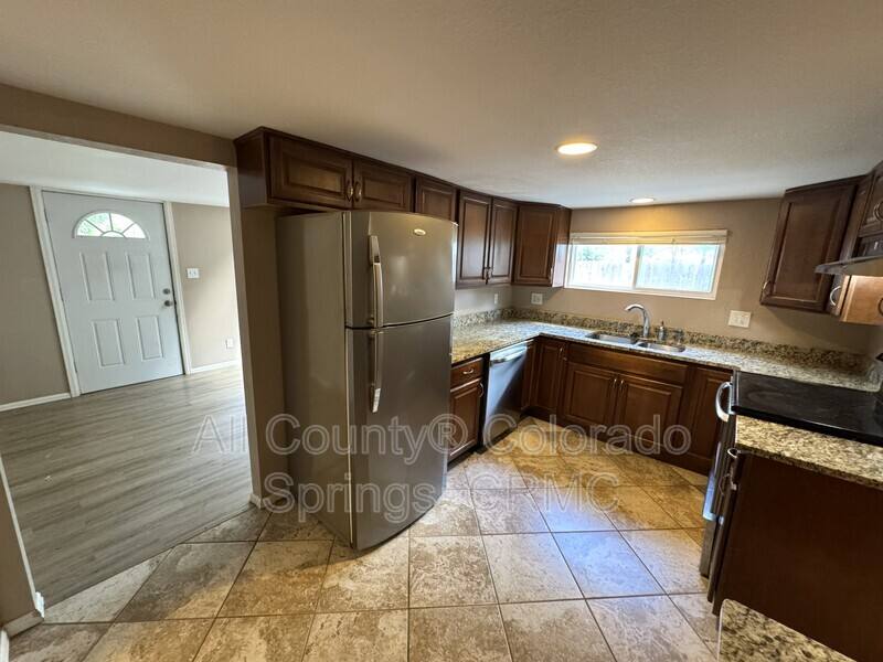 House for rent at 822 S Logan Ave, Colorado Springs, CO 80910
