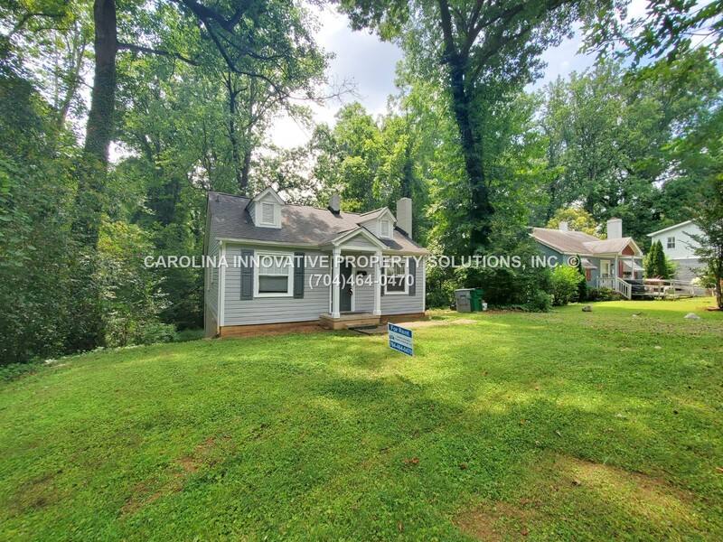 House for rent at 2824 Phillips Ave, Charlotte, NC 28208