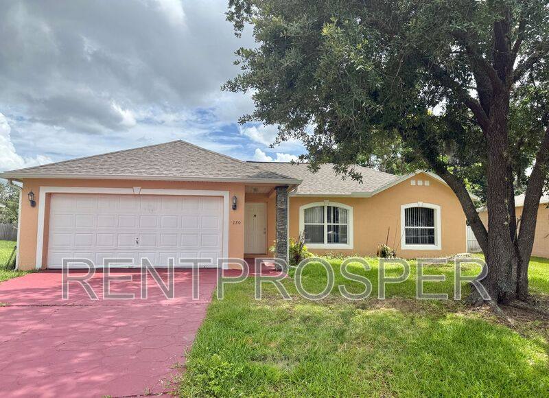 House for rent at 220 Canterbury Court, Kissimmee, FL 34758