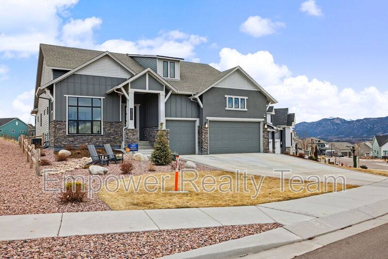 House for rent at 17150 Crimson Clover Dr, Monument, CO 80132