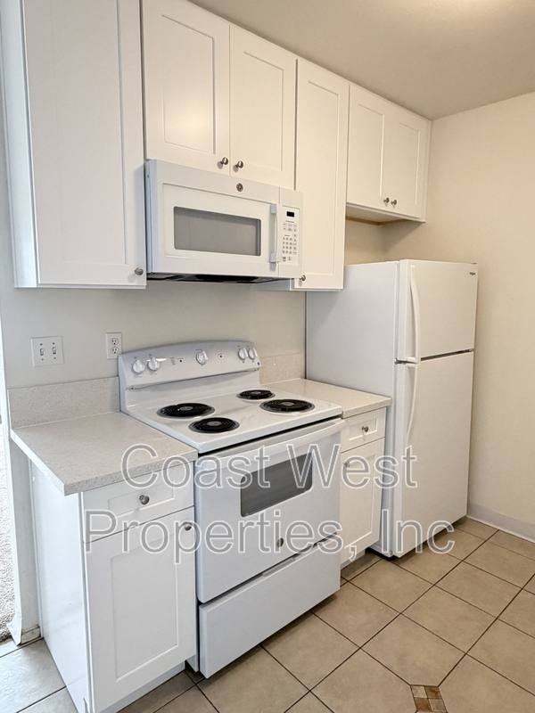 Apartment for rent at 4978 Niagara Ave #36, San Diego, CA 92107