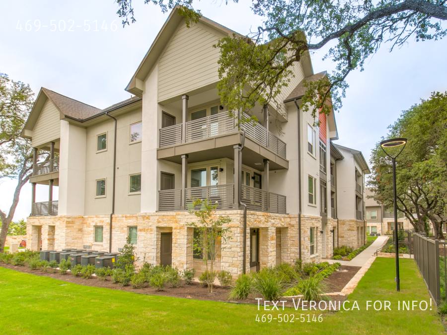 Apartment for rent at 820 Camino Vaquero Parkway #708, Austin, TX 78748