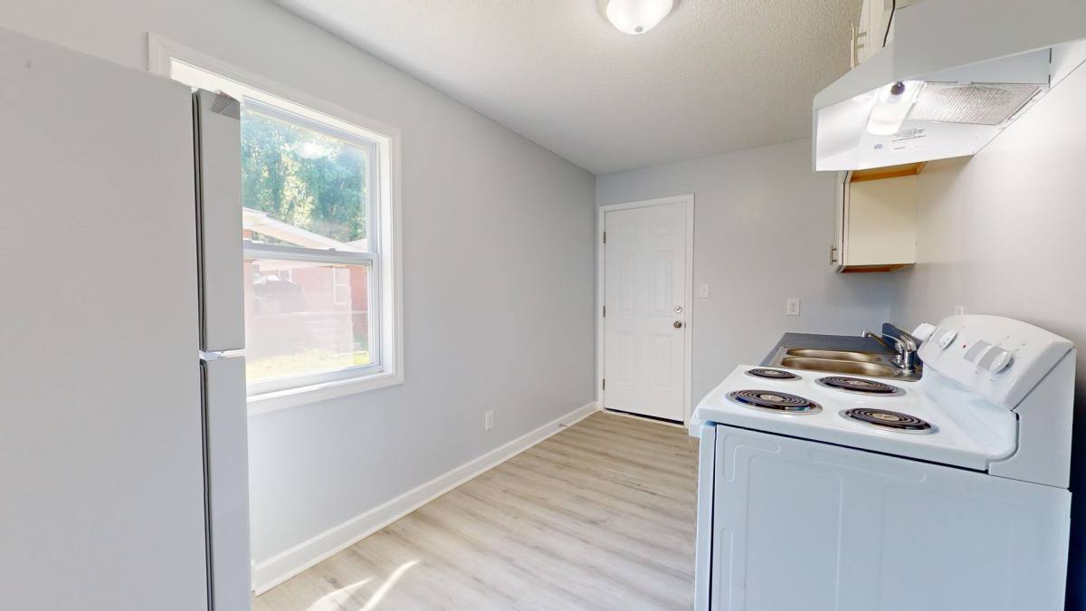 Apartment for rent at 4507 Helena St, Charlotte, NC 28208