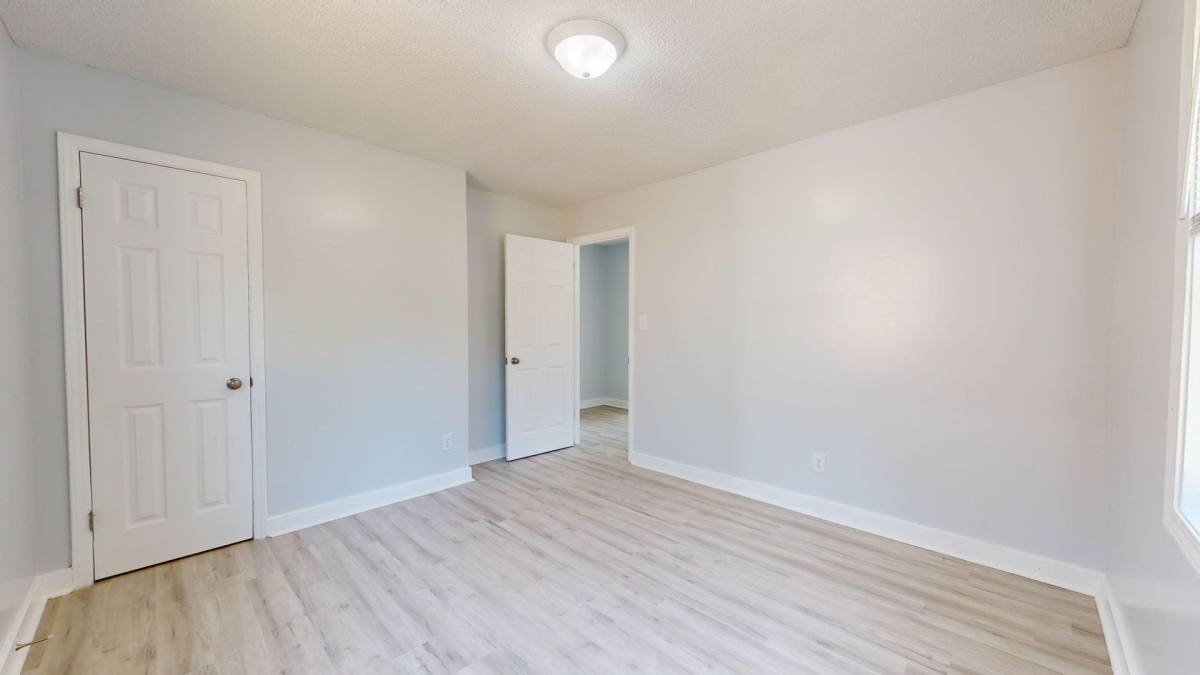 Apartment for rent at 4507 Helena St, Charlotte, NC 28208