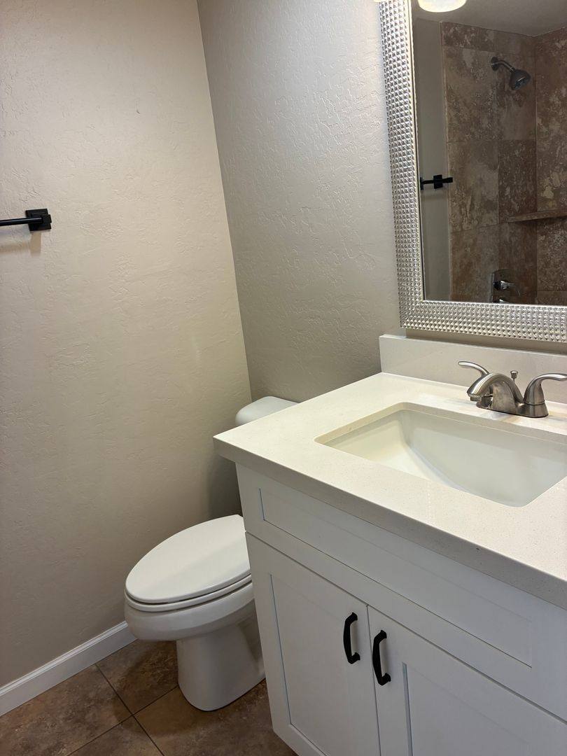 House for rent at 3426 E Hillery Dr, Phoenix, AZ 85032