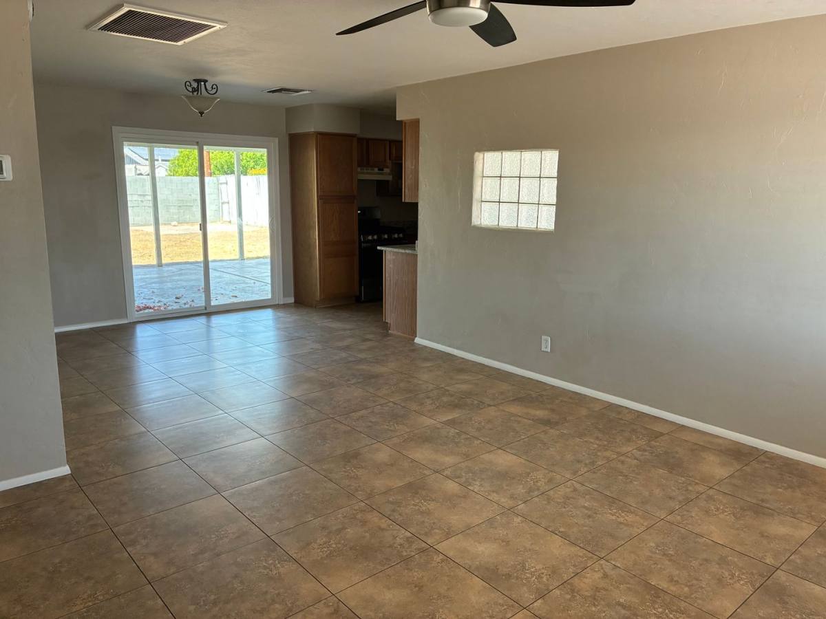 House for rent at 3426 E Hillery Dr, Phoenix, AZ 85032