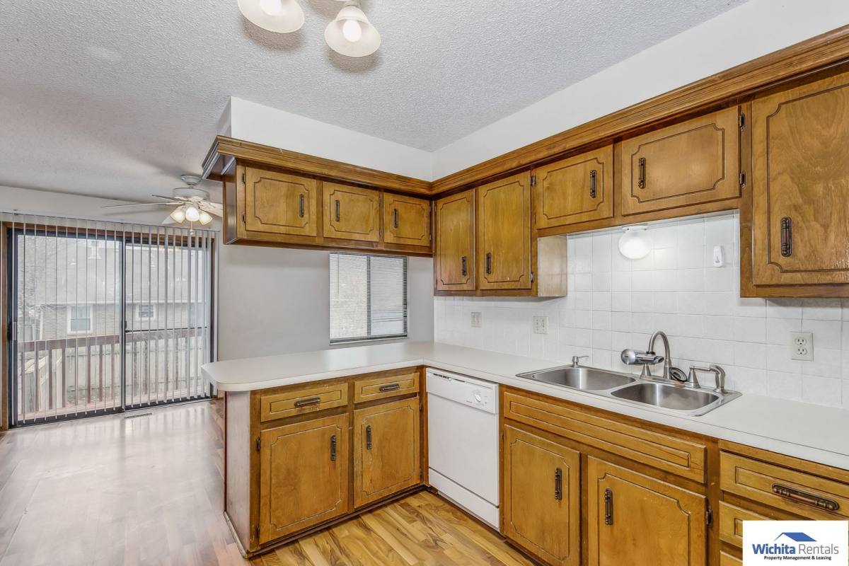 House for rent at 1732 S Beech St, Wichita, KS 67207
