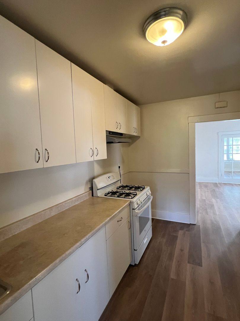 Apartment for rent at 2021 8th St, Sacramento, CA 95818