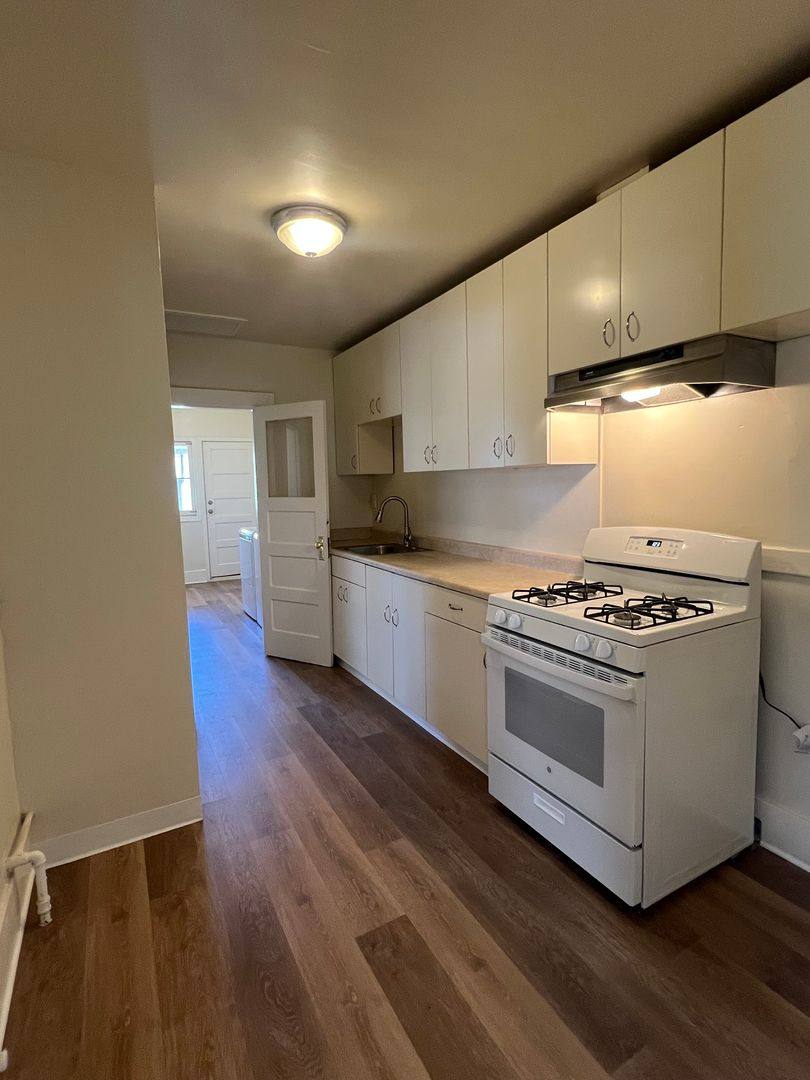 Apartment for rent at 2021 8th St, Sacramento, CA 95818