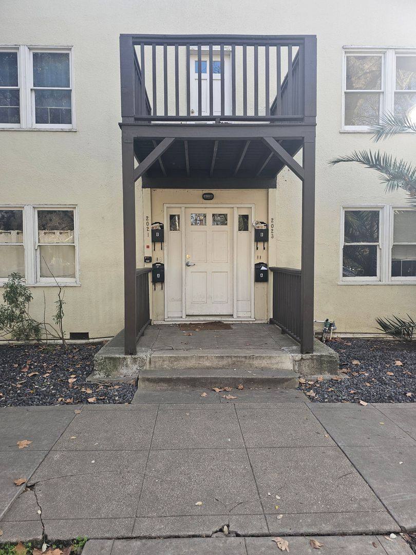 Apartment for rent at 2021 8th St, Sacramento, CA 95818