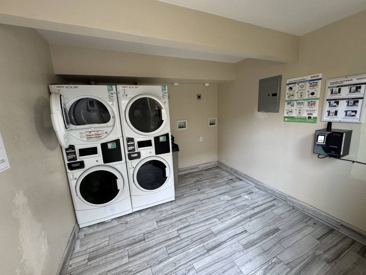 Apartment for rent at 885 Broadway #7, Sonoma, CA 95476