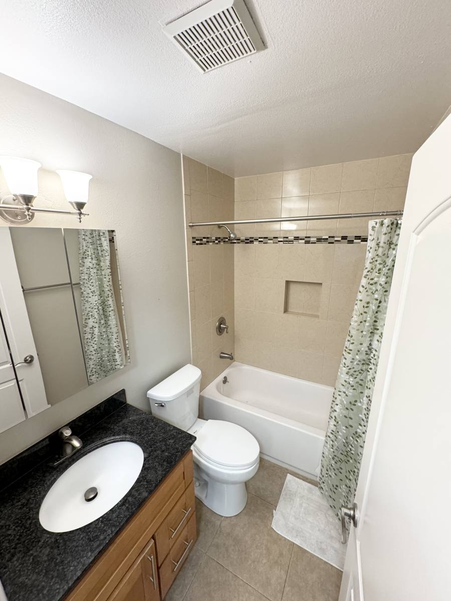 Apartment for rent at 885 Broadway, Sonoma, CA 95476