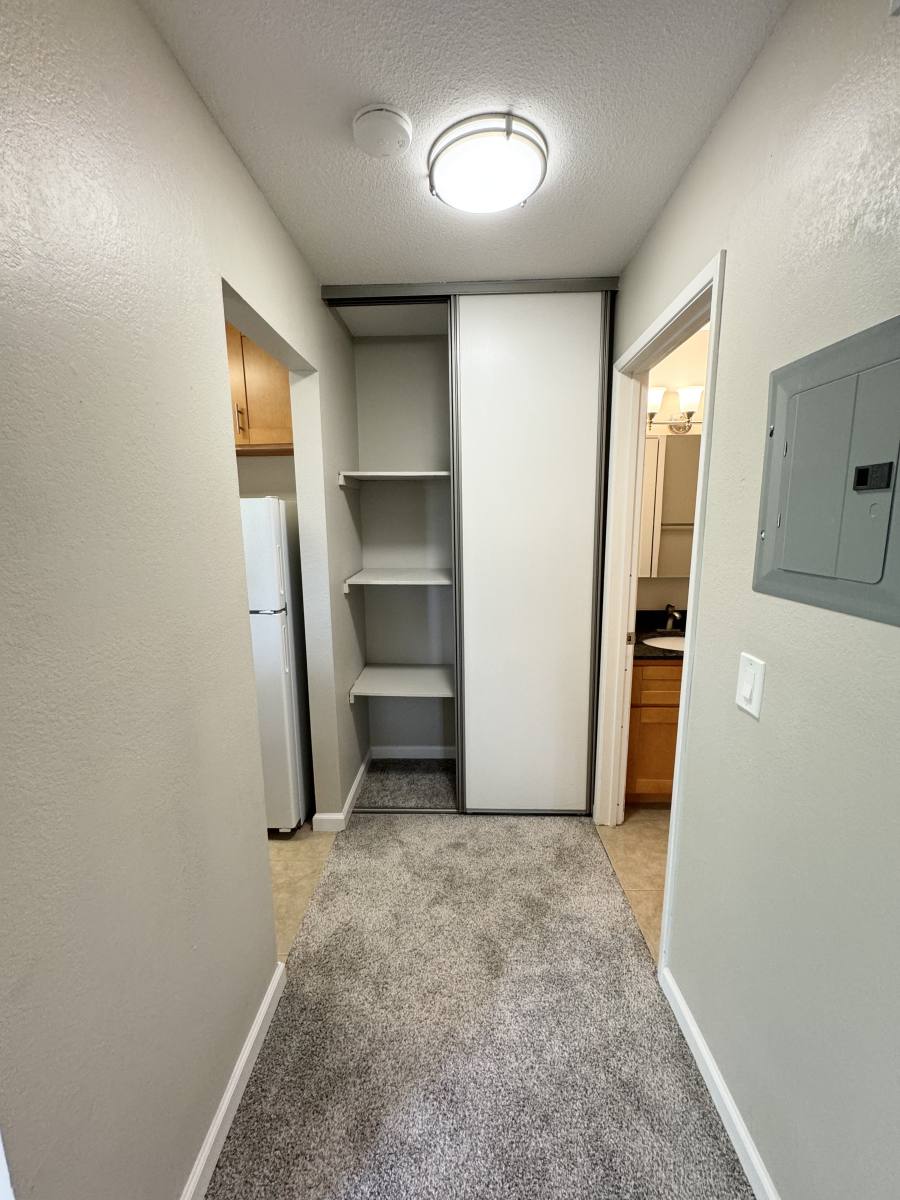 Apartment for rent at 885 Broadway, Sonoma, CA 95476