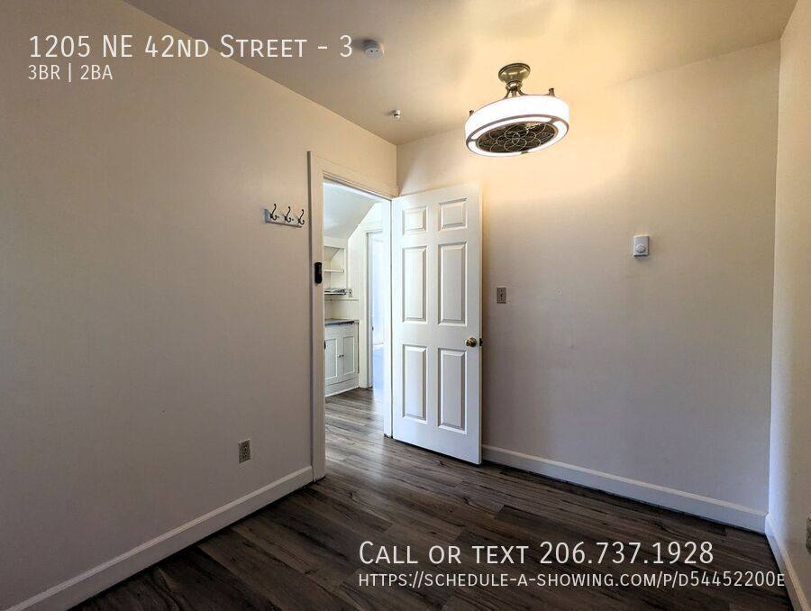 Apartment for rent at 1205 NE 42nd St, Seattle, WA 98105