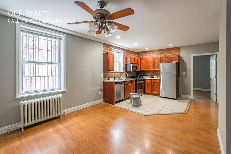 Apartment for rent at 2123 Spring Garden St #2R, Philadelphia, PA 19130