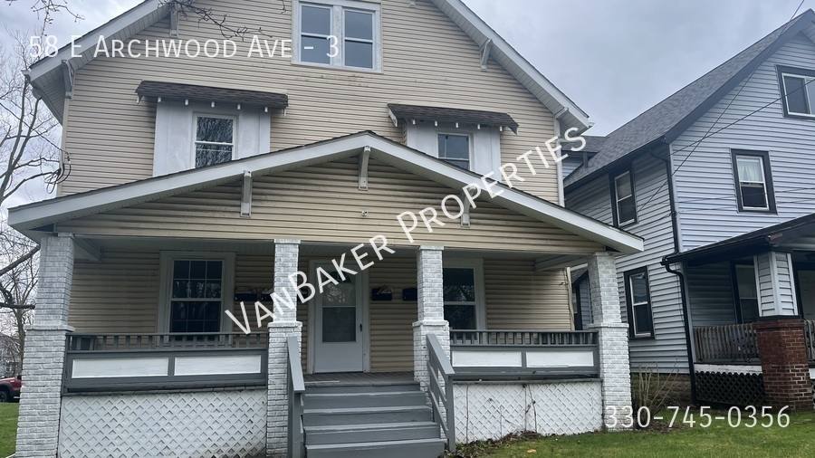 Apartment for rent at 58 E Archwood Ave, Akron, OH 44301