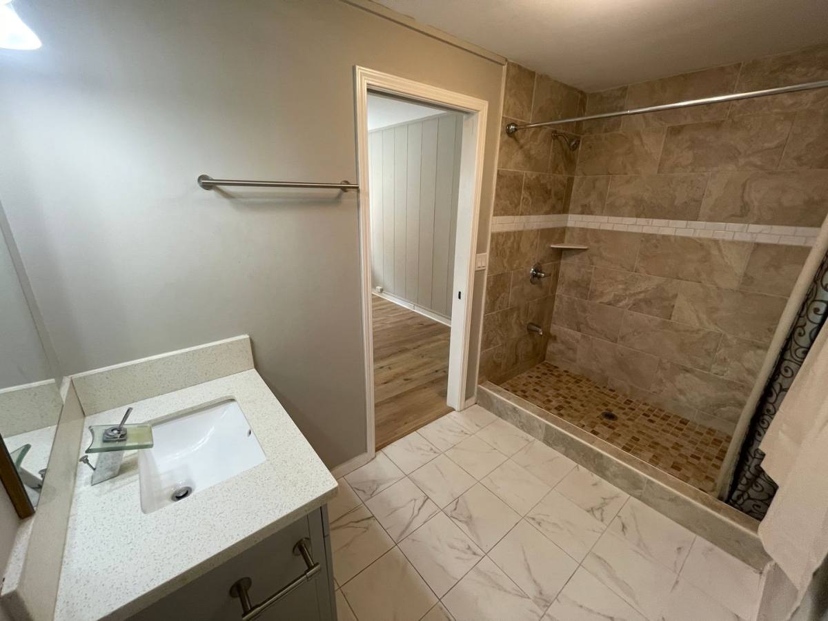 Apartment for rent at 1019 Kemole Lane, Honolulu, HI 96826
