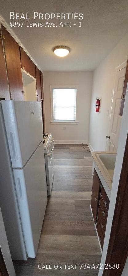 Apartment for rent at 4857 Lewis Ave, Toledo, OH 43612