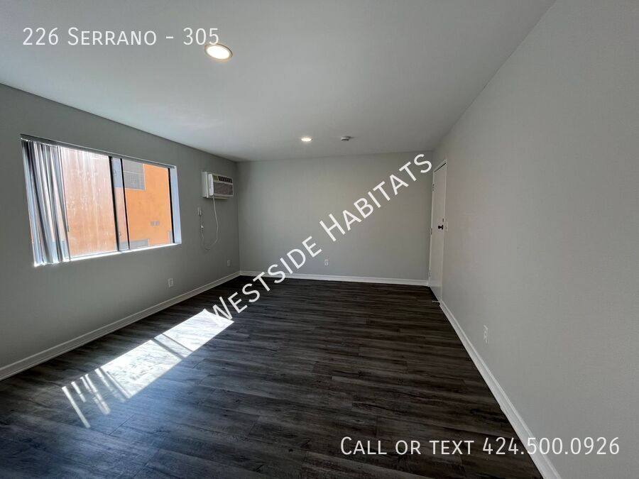 Apartment for rent at 226 Serrano, Los Angeles, CA 90004