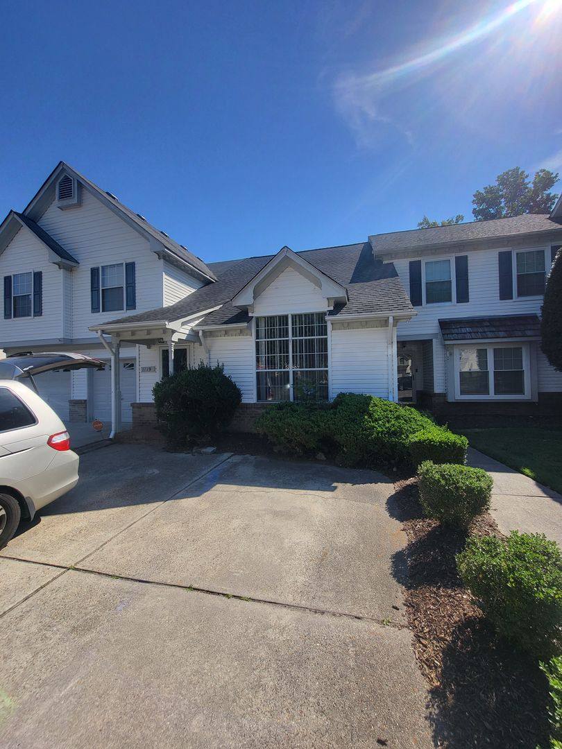 Townhouse for rent at 1119 Shoal Creek Trail, Chesapeake, VA 23320
