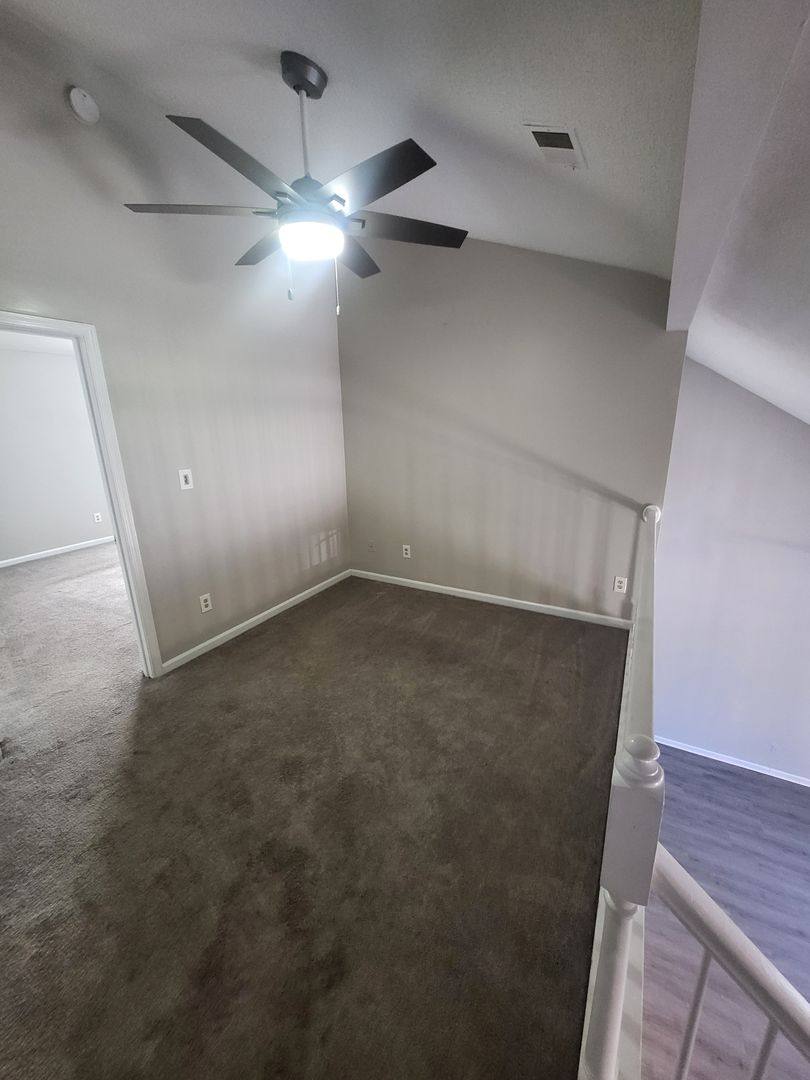 Townhouse for rent at 1119 Shoal Creek Trail, Chesapeake, VA 23320