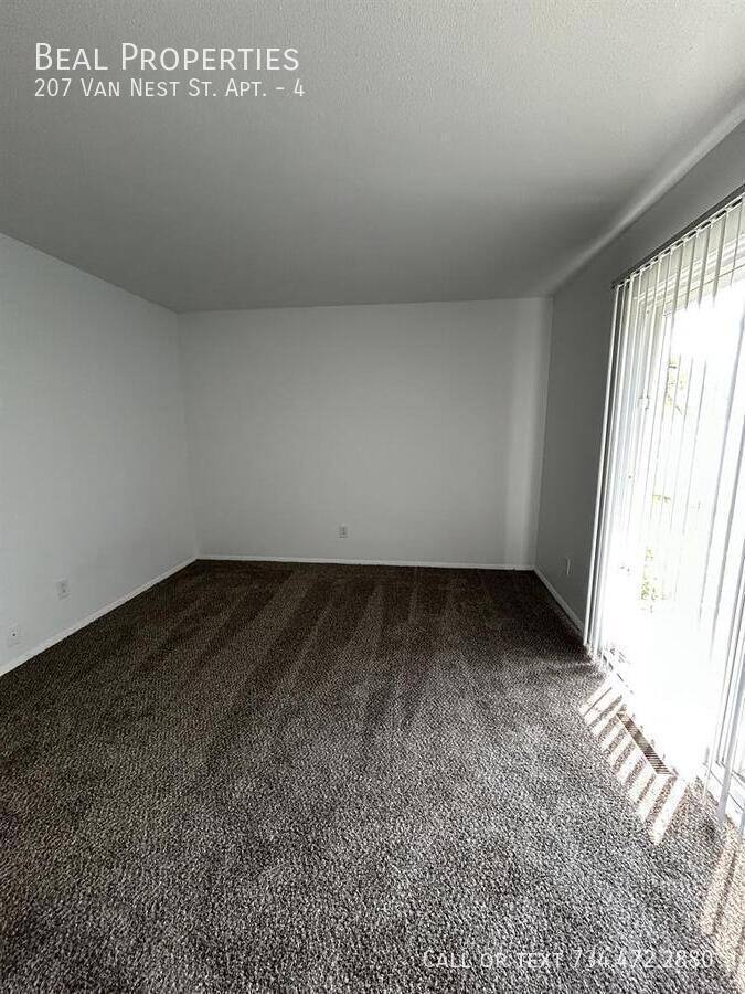 Apartment for rent at 207 Van Nest St, Dundee, MI 48131