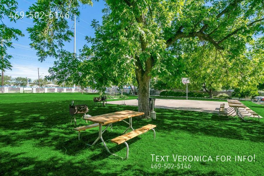 Apartment for rent at 7401 N Lamar Blvd, Austin, TX 78752