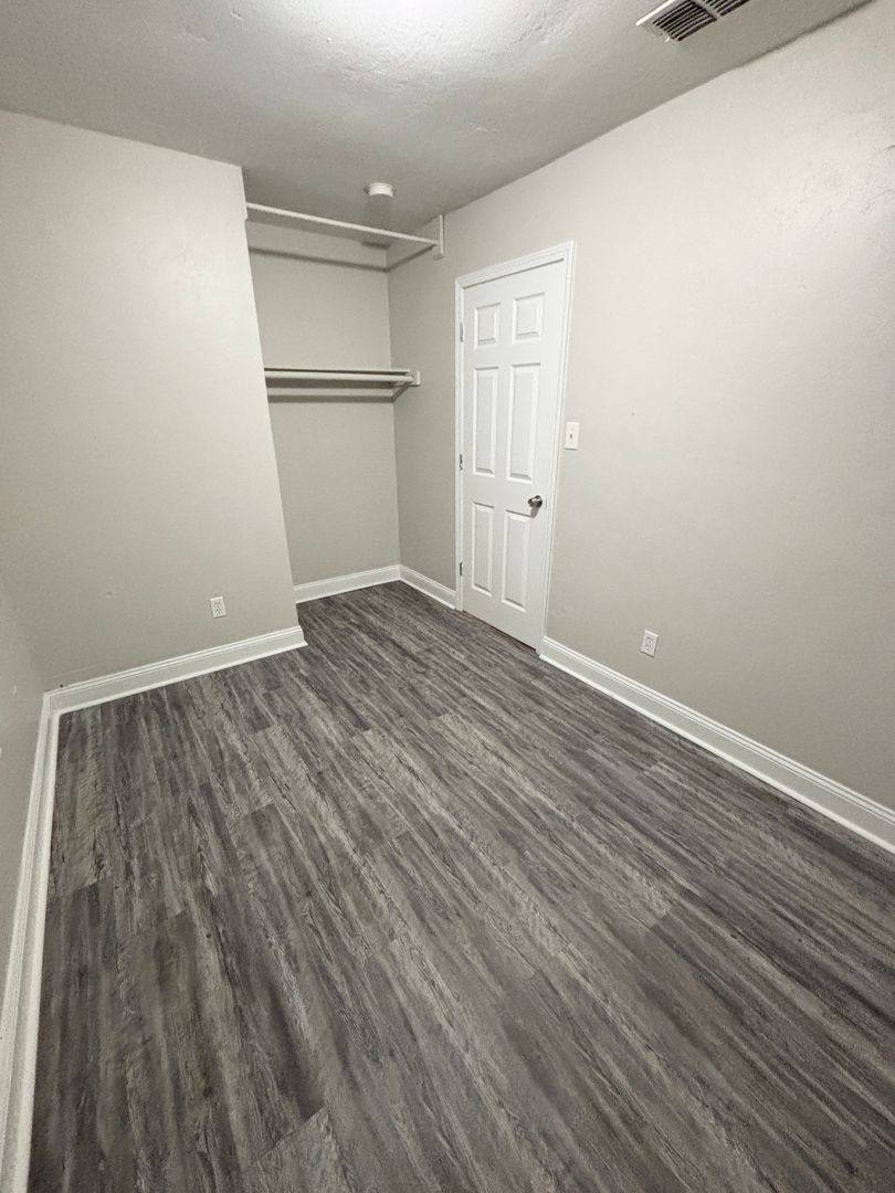 Apartment for rent at 1323 Volusia St, Tallahassee, FL 32304