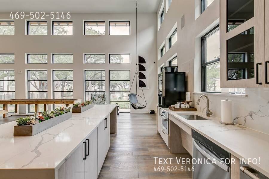 Apartment for rent at 820 Camino Vaquero Parkway #711, Austin, TX 78748